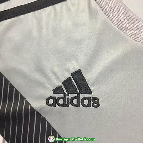 Maillot Real Madrid Entrainement 2018 2019 Gris